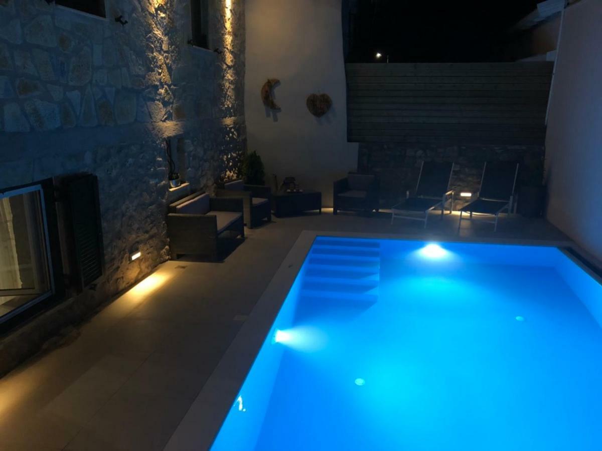 Villa Charonia Spanokhórion Exterior foto